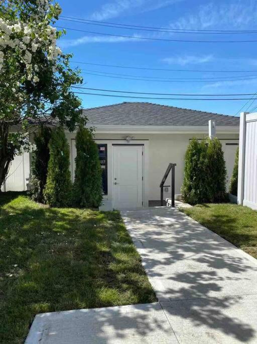 Four Bedrooms New Lovely Duplex House-1628 Vancouver Eksteriør billede